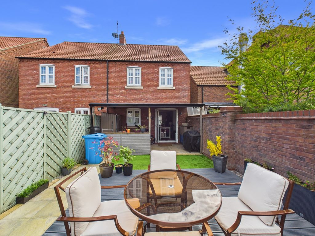 Property photo 2 of 18 5047846