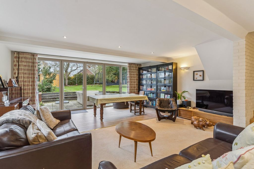 Property photo 2 of 22