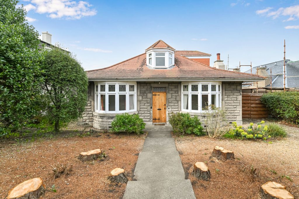 Property photo 1 of 33 Primary Property Image