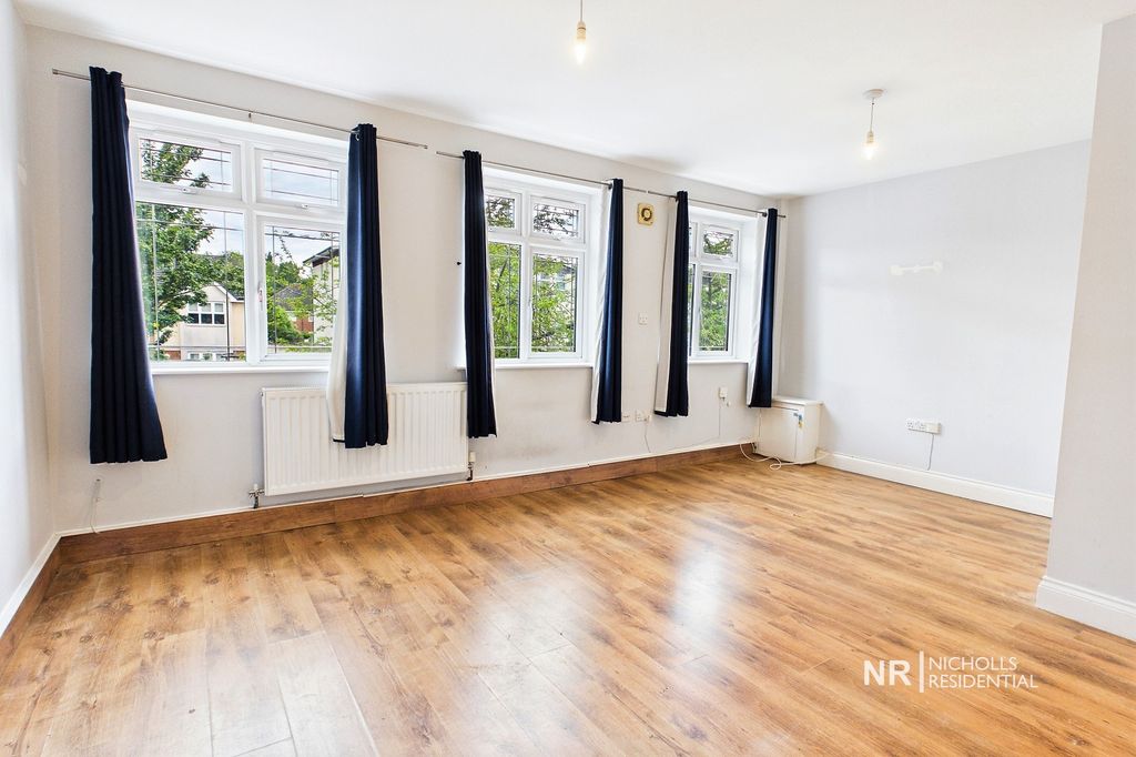 Property photo 2 of 10 Open Plan Kitchen-Living Room