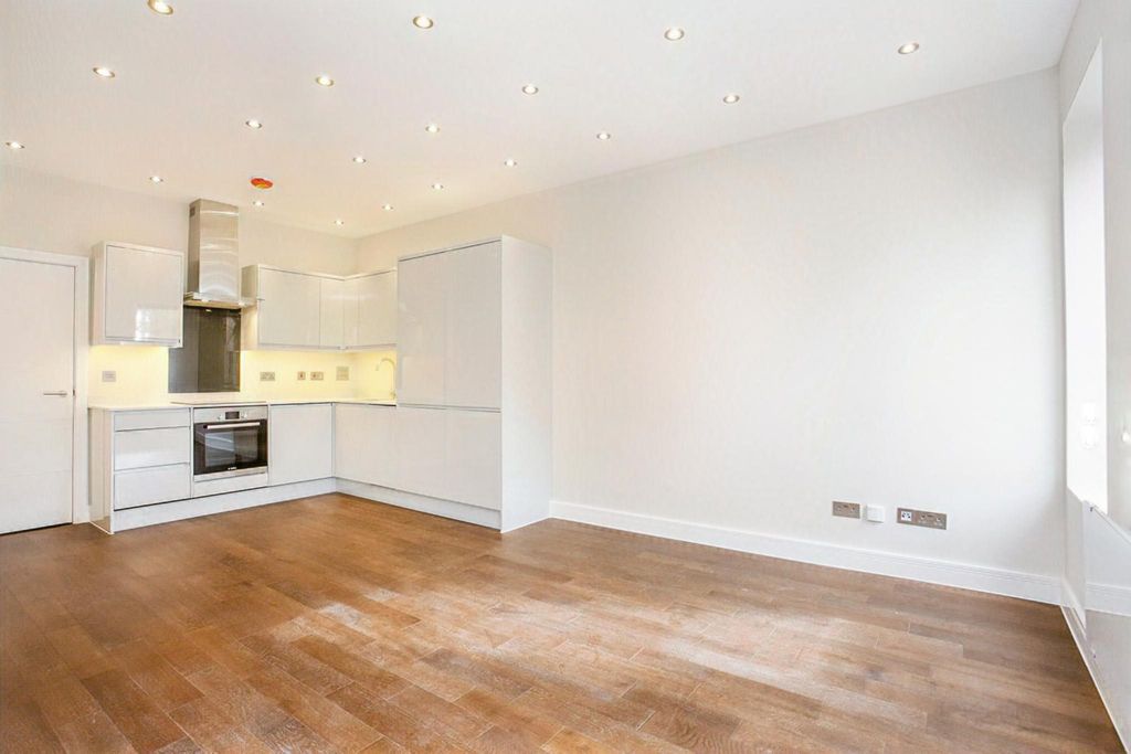 Property photo 2 of 10 66ce2564-B2c8-419d-9