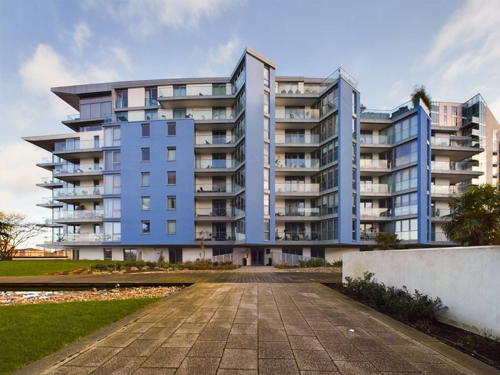 Property photo 3 of 50