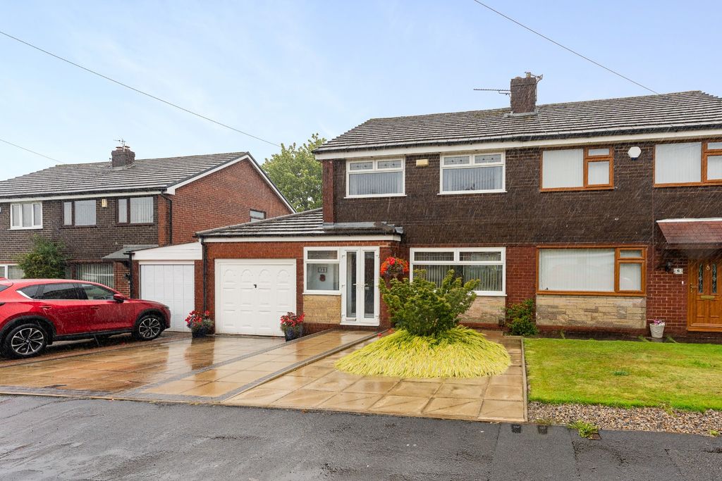 Property photo 1 of 28 4393251