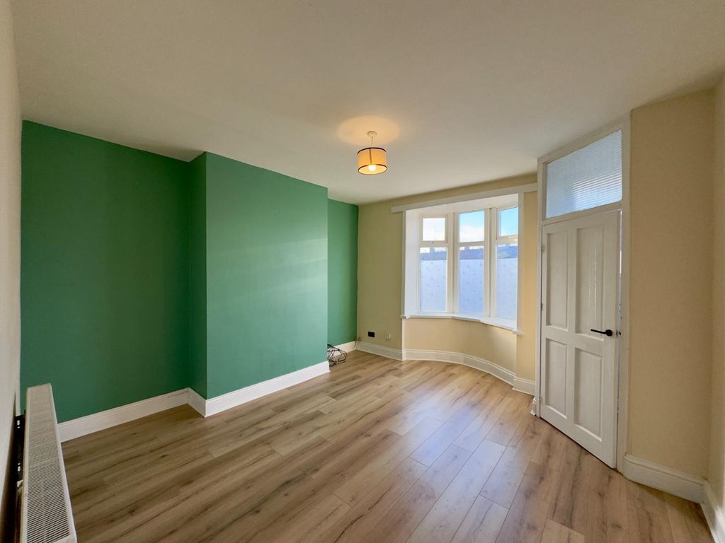 Property photo 2 of 8 Image00009.Jpeg