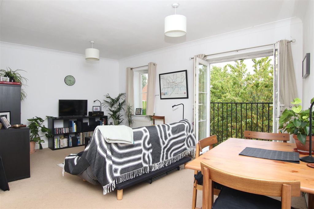 Property photo 2 of 13 Dining Area.Jpg