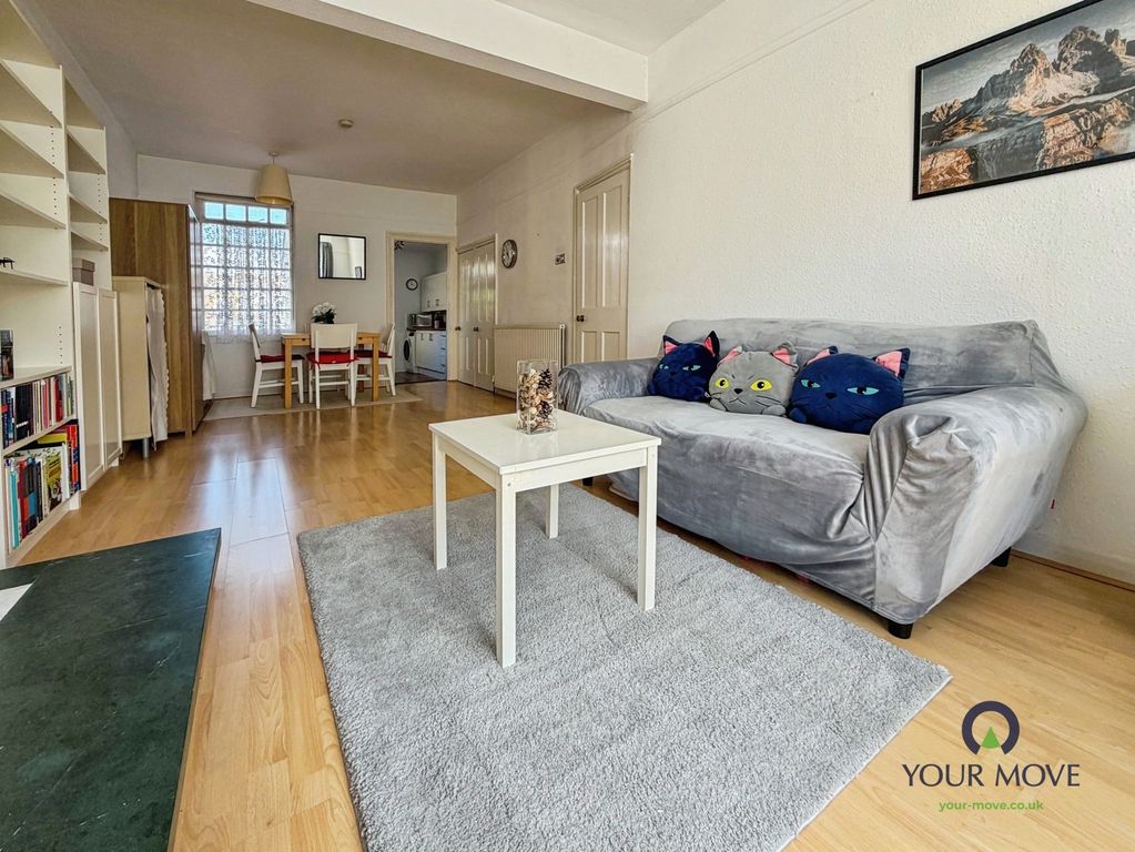 Property photo 2 of 20 Pbox-Img.Jpg