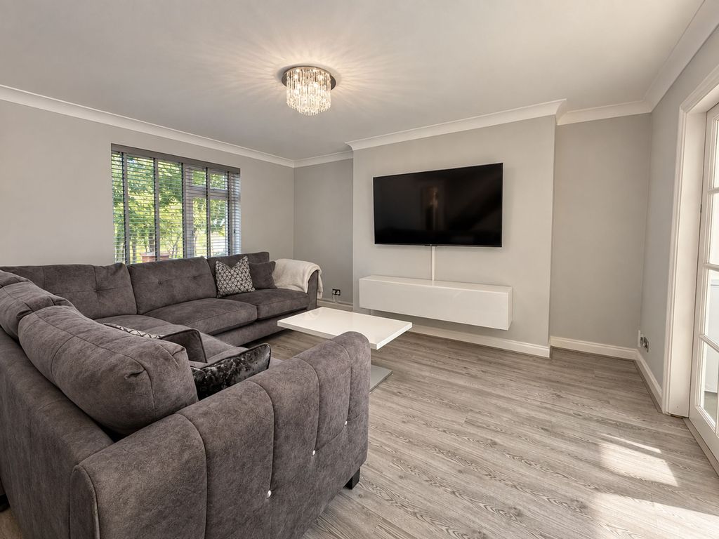 Property photo 2 of 10 Reception Room