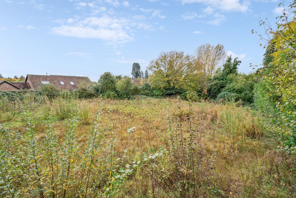 Property photo 3 of 6