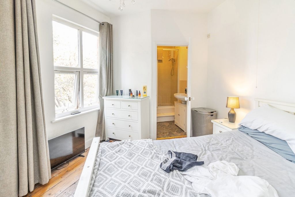 Property photo 3 of 15 Pbox-Img.Jpg