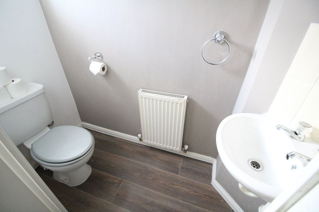 Property photo 2 of 20 Wc