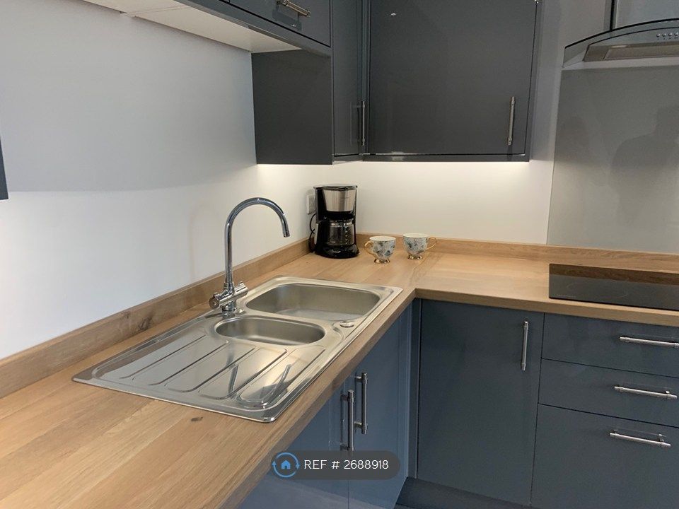 Property photo 2 of 16 Kitchen