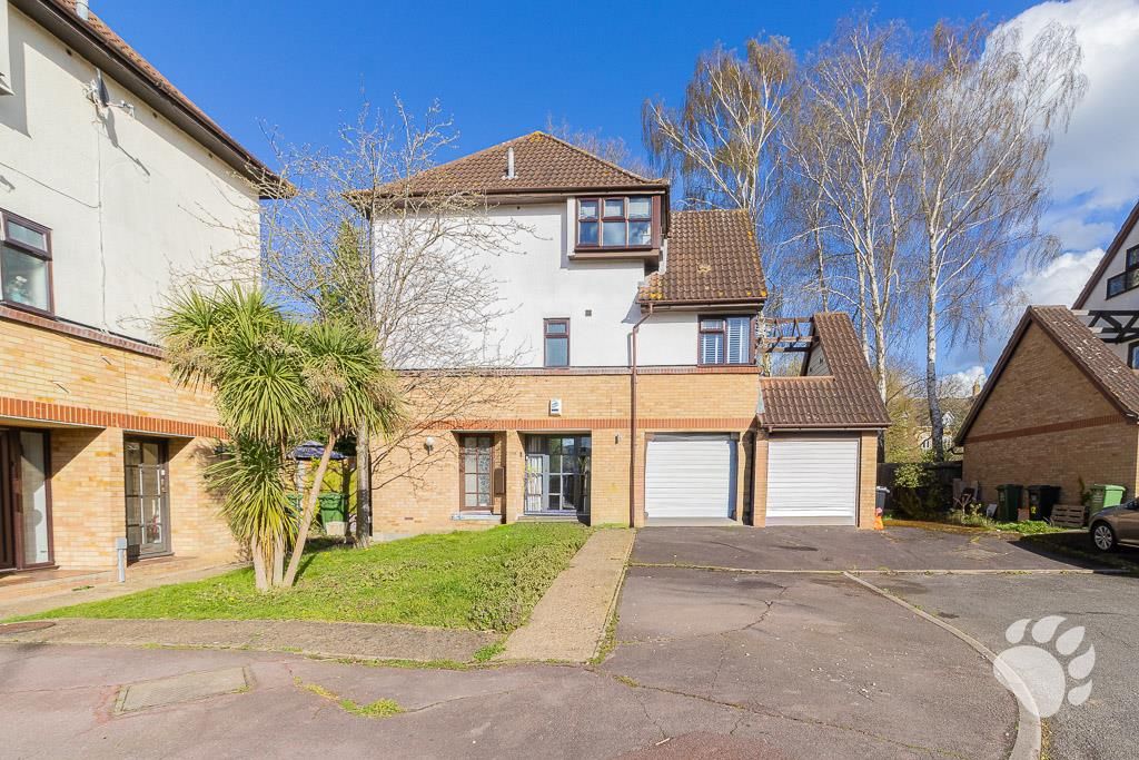 Property photo 1 of 11 Front