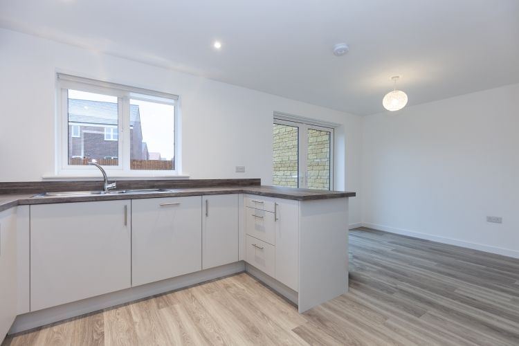 Property photo 3 of 9 212831
