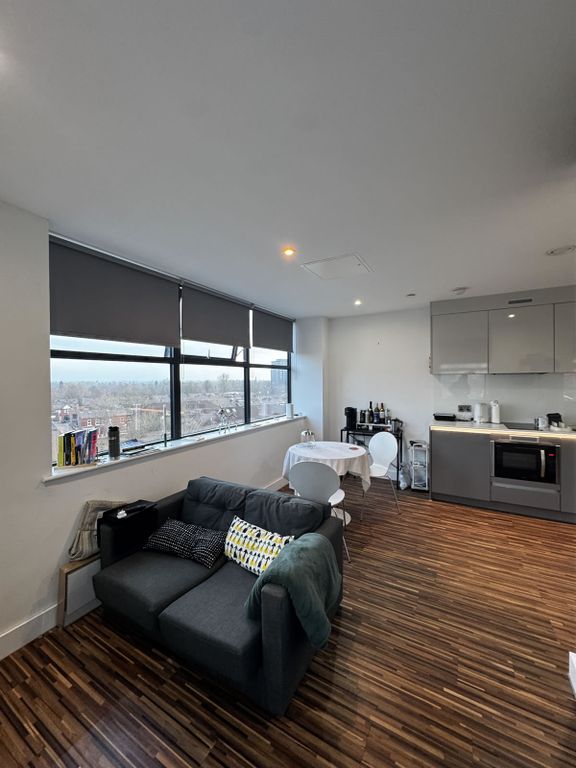 Property photo 2 of 14 Westpo9474754Img_2275.Jpg