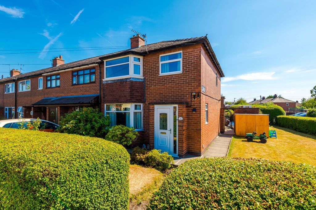 Property photo 1 of 33