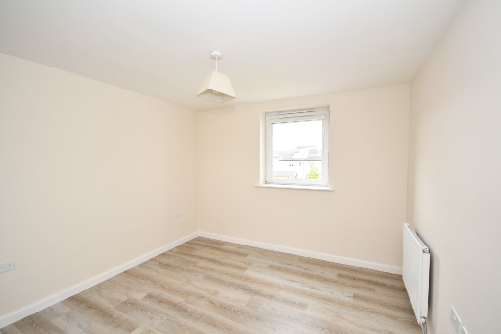 Property photo 3 of 8 Photo