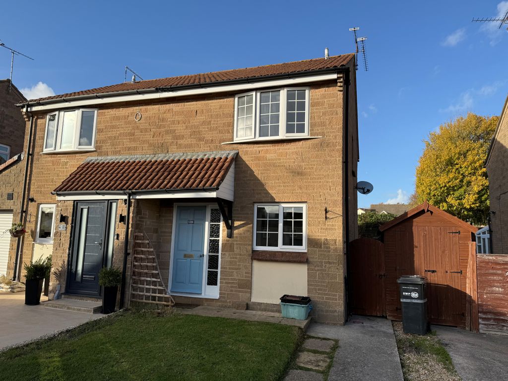 Property photo 1 of 8