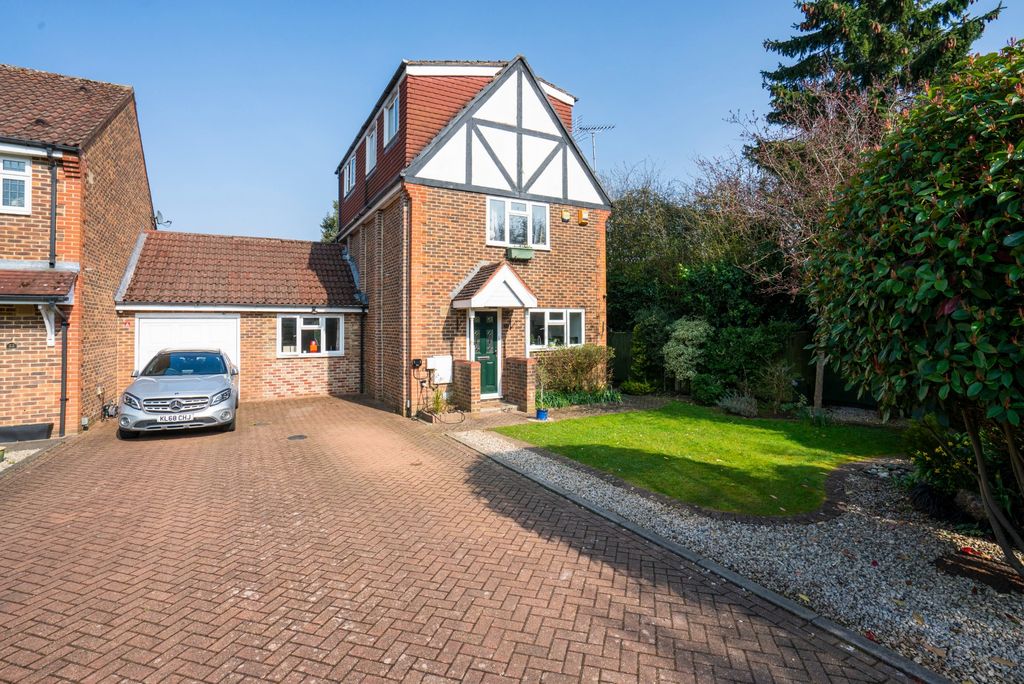 Property photo 3 of 14