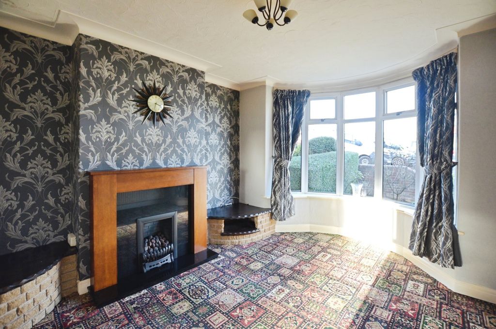 Property photo 2 of 19 Bb2Aa6F8-Img_3981