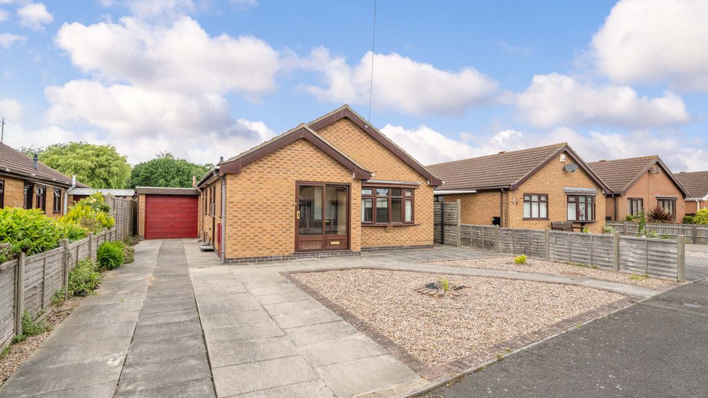 Property photo 1 of 14
