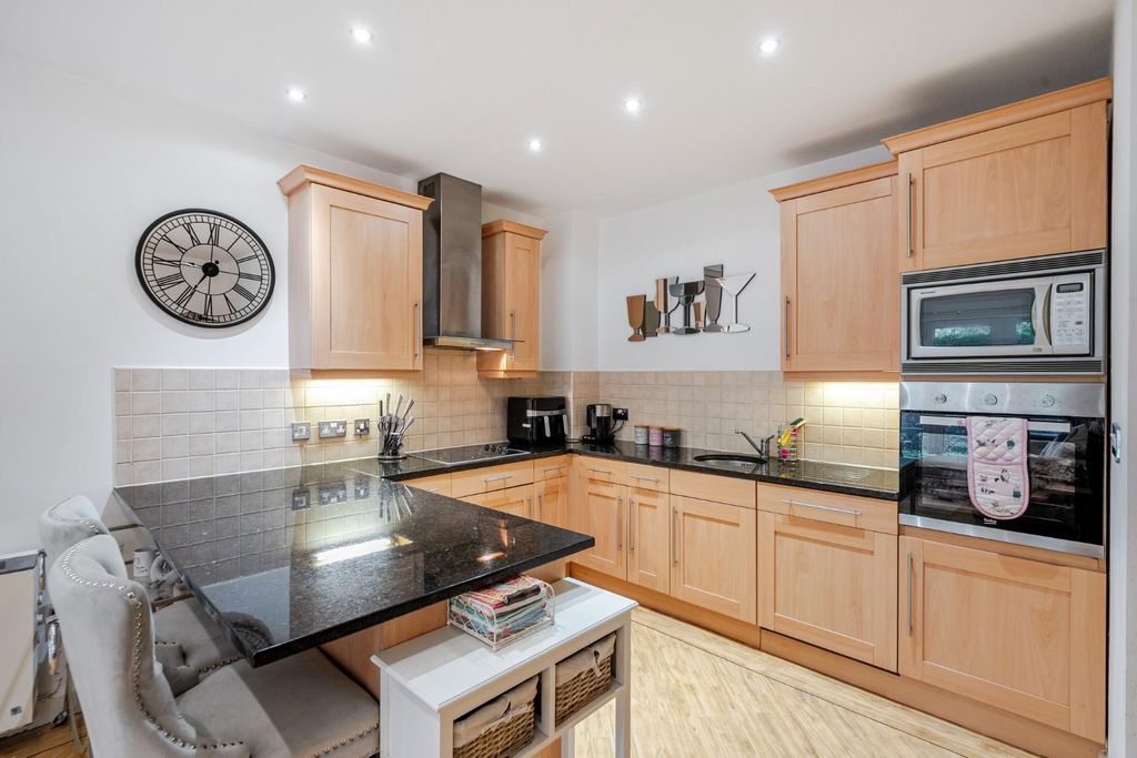 Property photo 2 of 18 1319270-3-6867B2Ad6Eaaf.Jpg