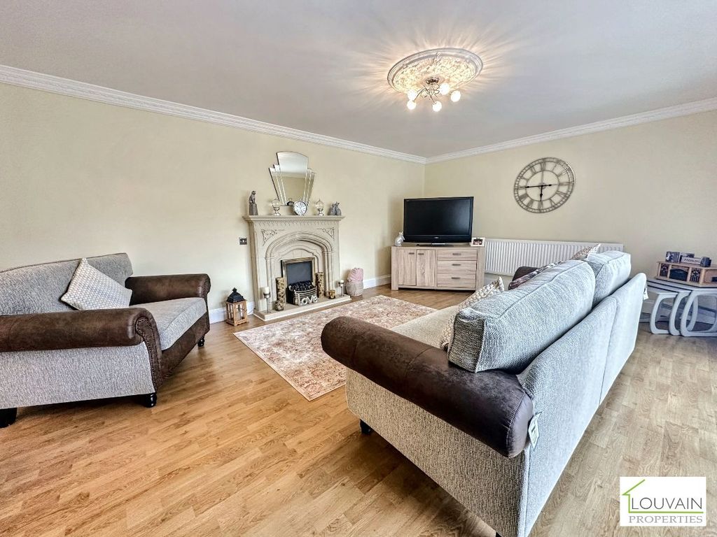 Property photo 1 of 29