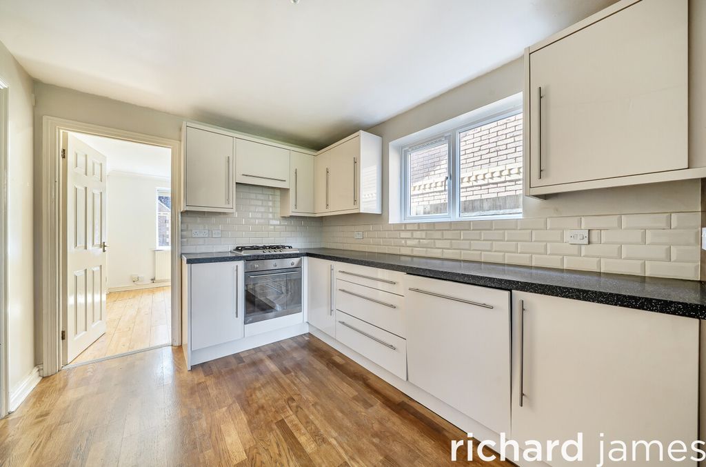 Property photo 2 of 17 F606Ebe328d0482E9A7718E2B676F4Ac