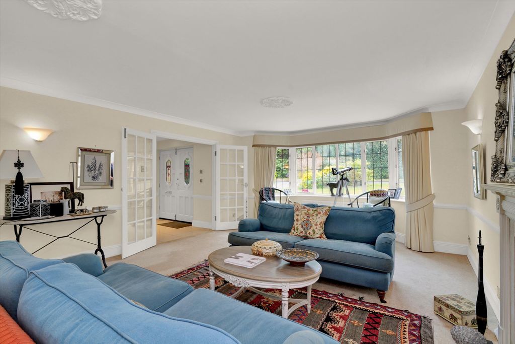 Property photo 3 of 12 Image