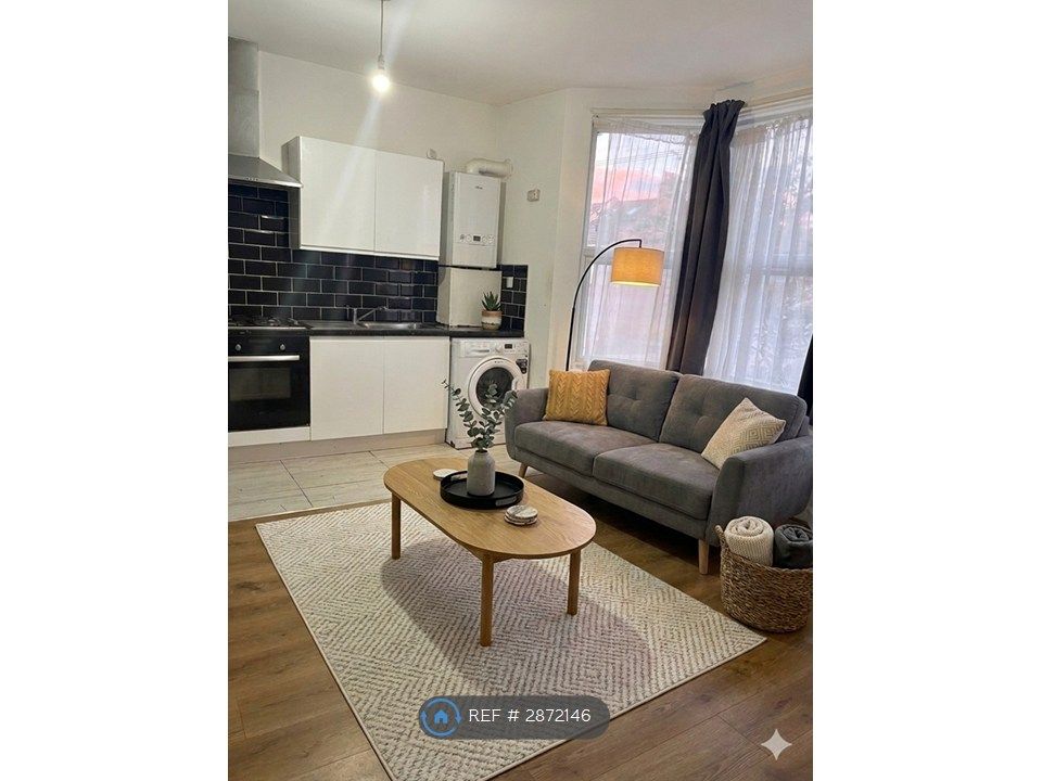 Property photo 3 of 4