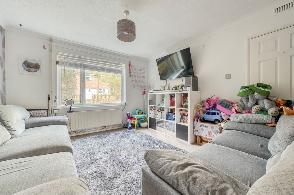 Property photo 2 of 16