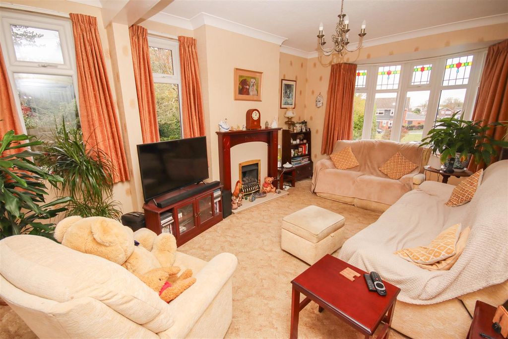 Property photo 3 of 17 Img_9393.Jpg