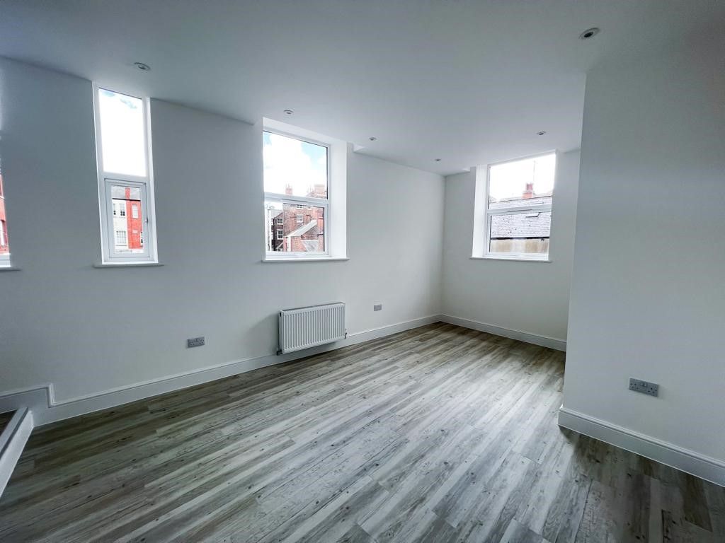 Property photo 3 of 7 Image