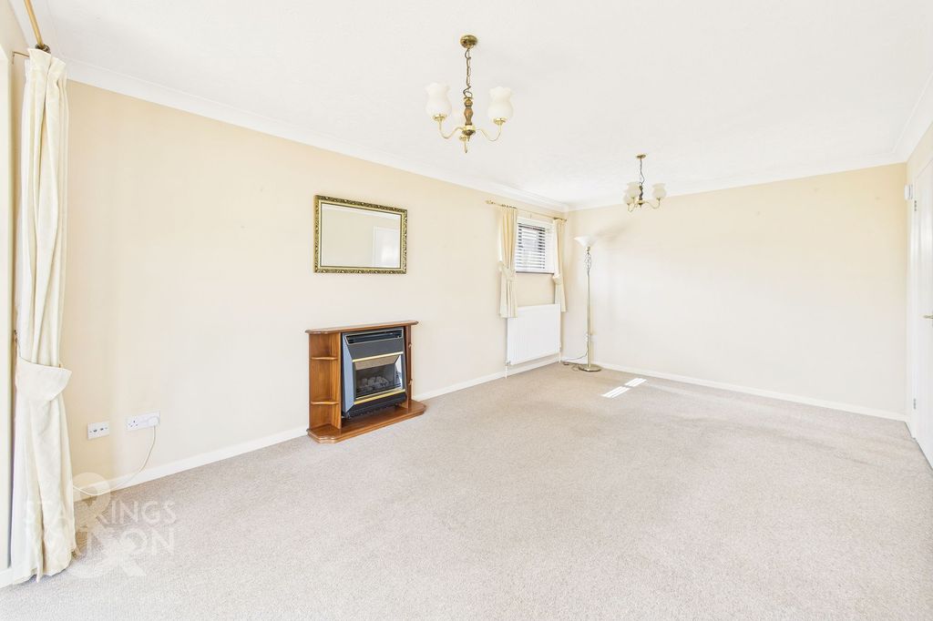 Property photo 3 of 22