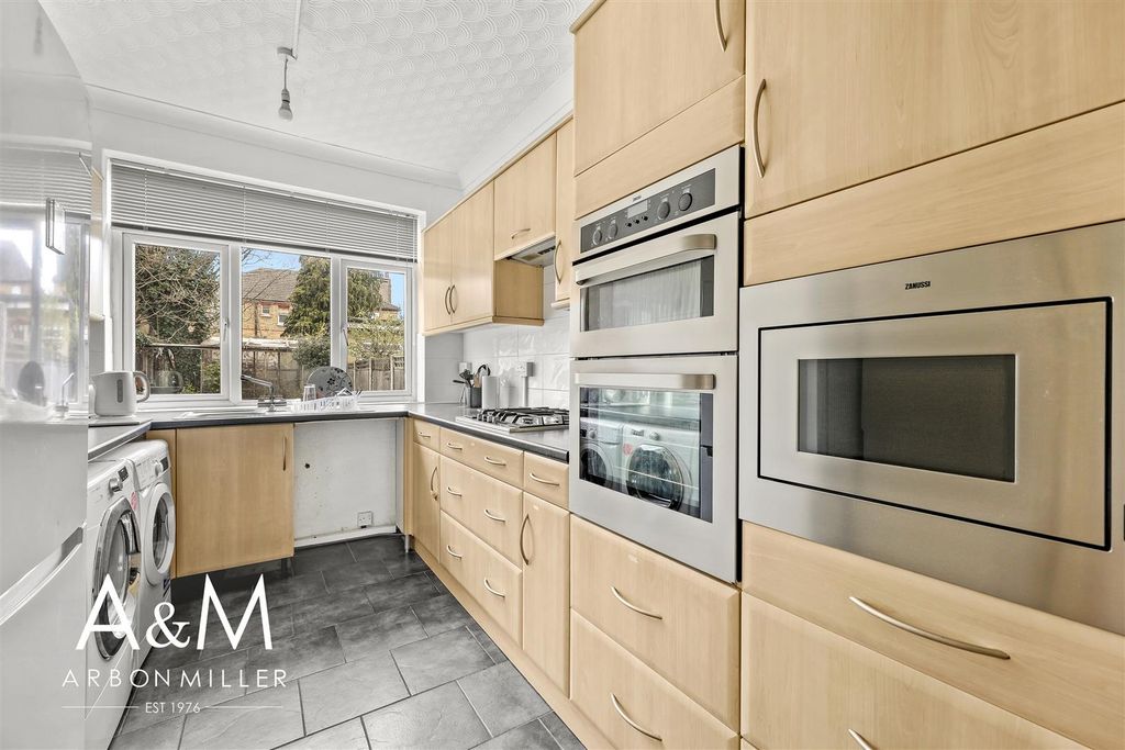 Property photo 2 of 25 4D4A5538.Jpg