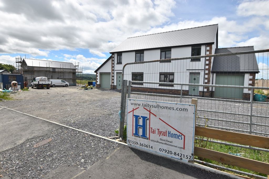 Additional image 5 of 3 bed semi-detached house for saleLlyn Y Fran Road, Llandysul SA44