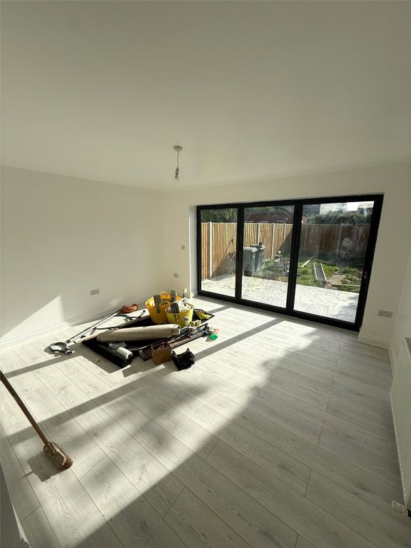 Property photo 2 of 7 Picture No. 08