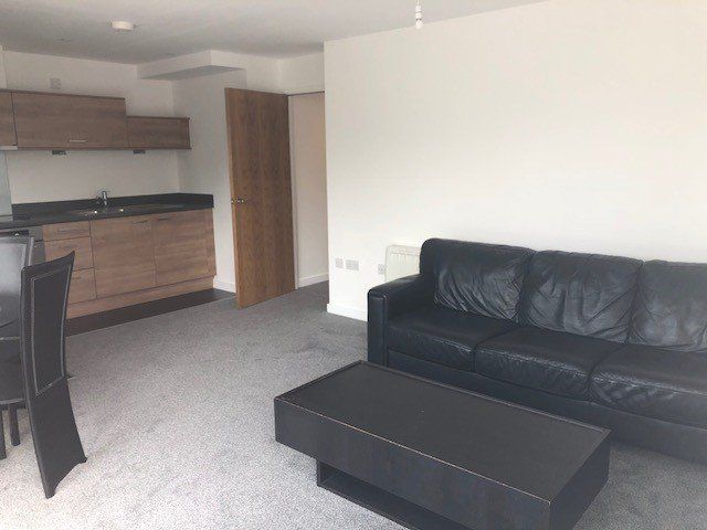 Property photo 2 of 12 Lounge Area