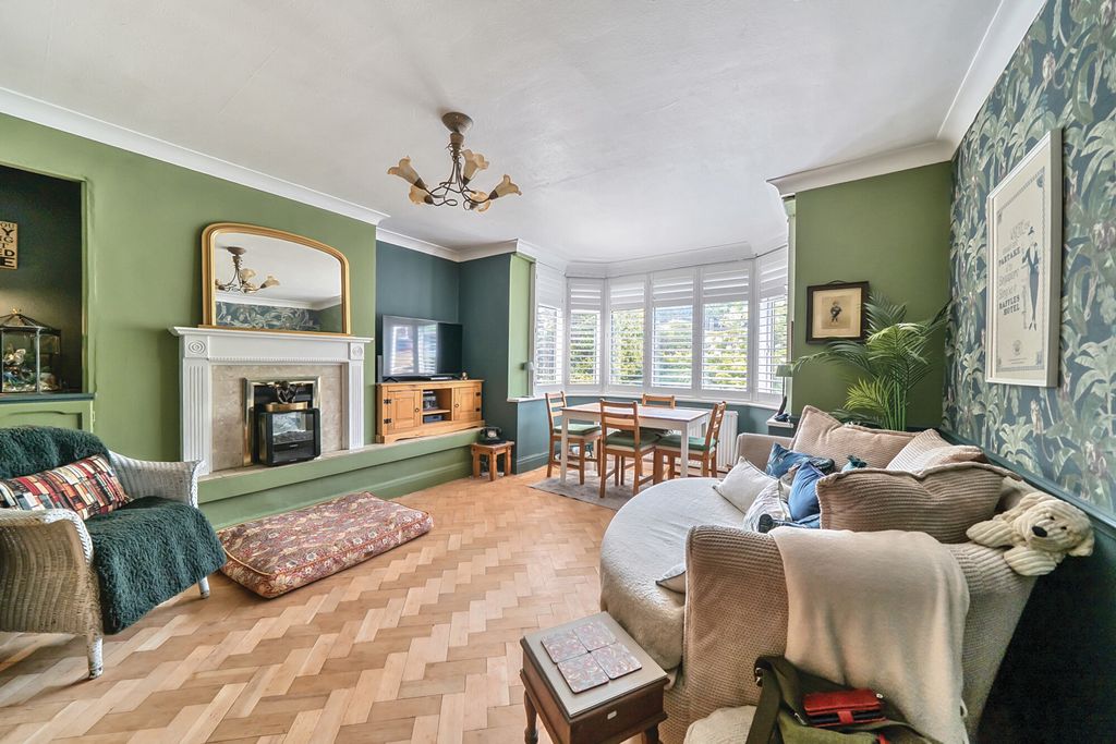 Property photo 2 of 20 1319109-1-6874d9F...
