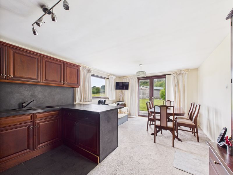 Property photo 3 of 11 Kitchen/Diner