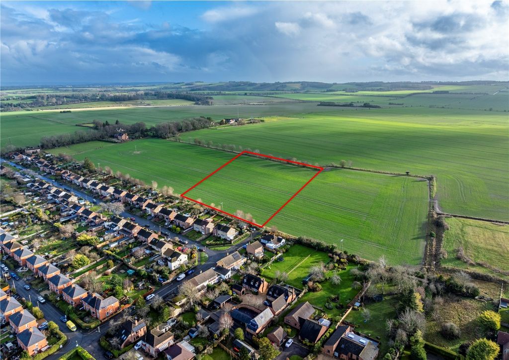 Property photo 2 of 4 Photo 4