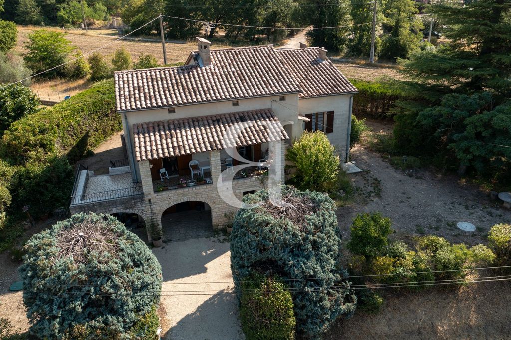 Property photo 1 of 17 Main Exterior View