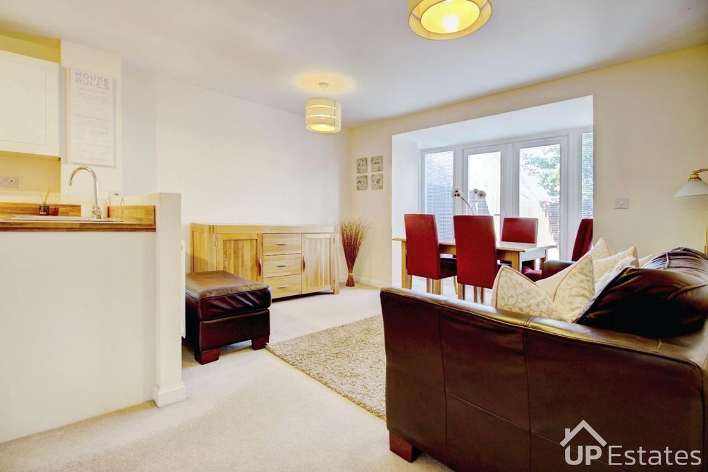 Property photo 3 of 29