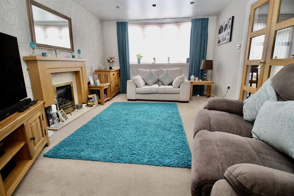 Property photo 3 of 38 Reception Room
