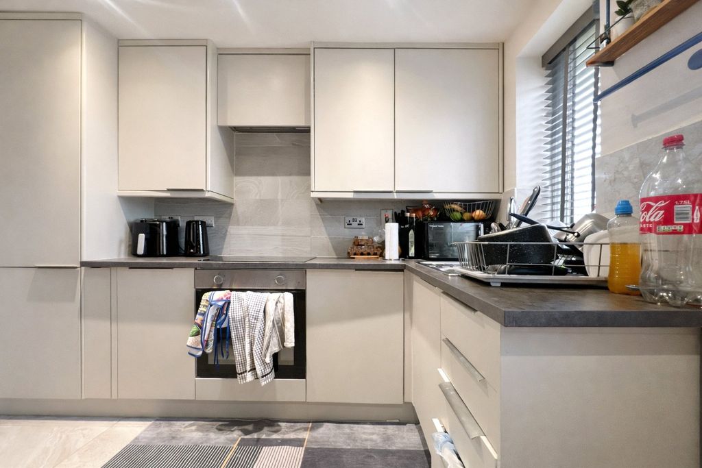 Property photo 3 of 8 Picture No. 02