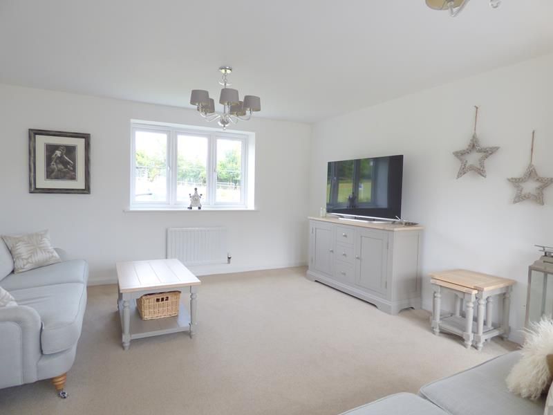 Property photo 3 of 21 Photo 3