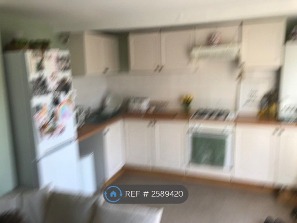Property photo 1 of 3