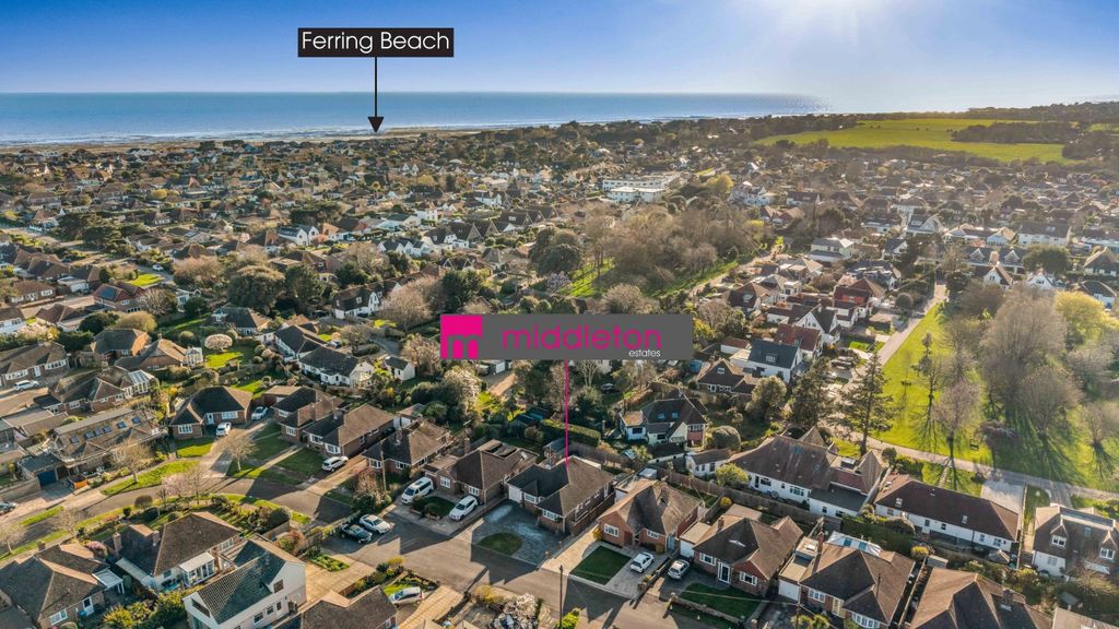 Property photo 2 of 23 Picture No. 26