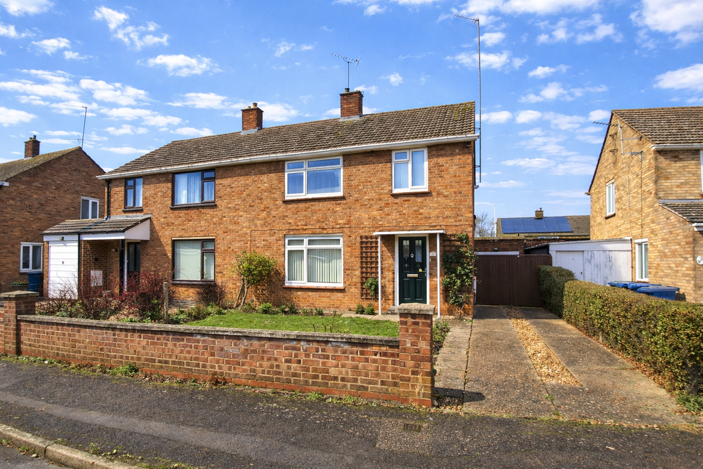 Property photo 1 of 14 Front