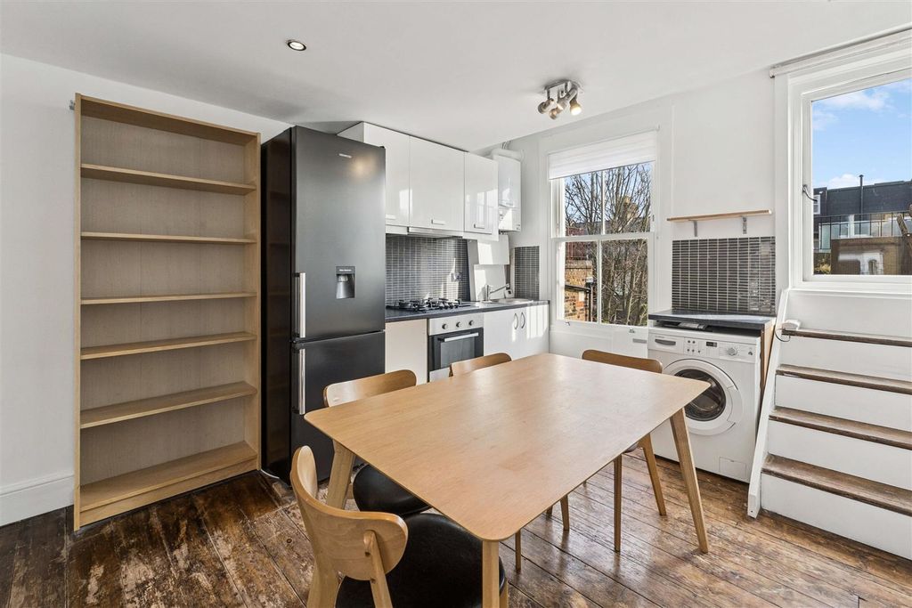 Property photo 3 of 11 3.Jpg