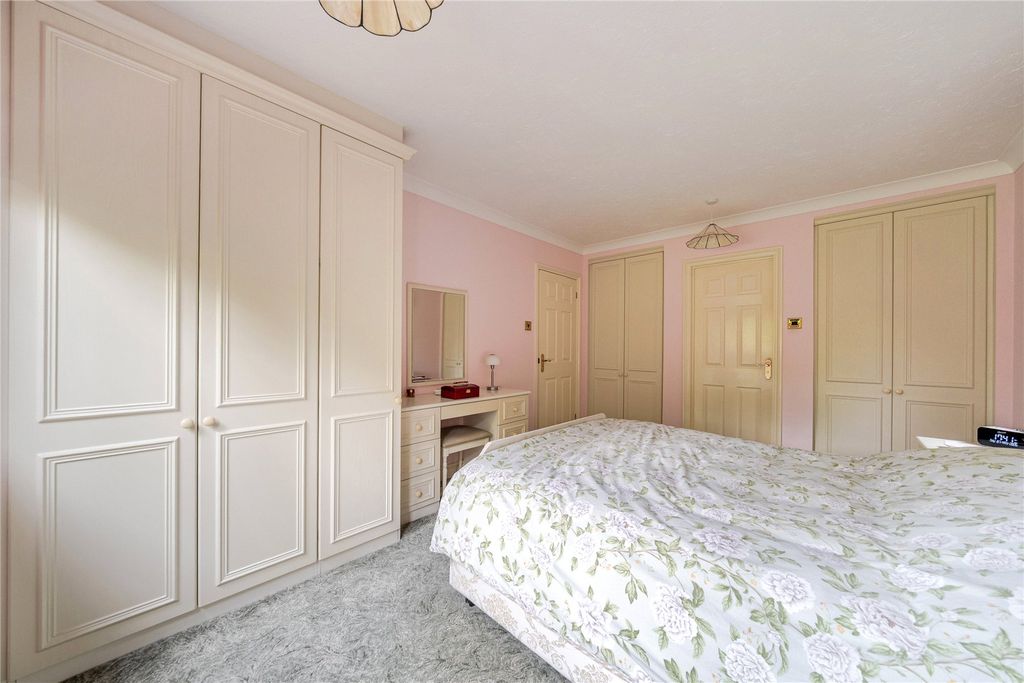 Additional image 10 of 3 bed bungalow for saleLiphook, Hampshire GU30